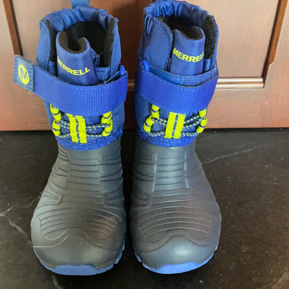 Never Worn Toddler Merrell Snow Boots